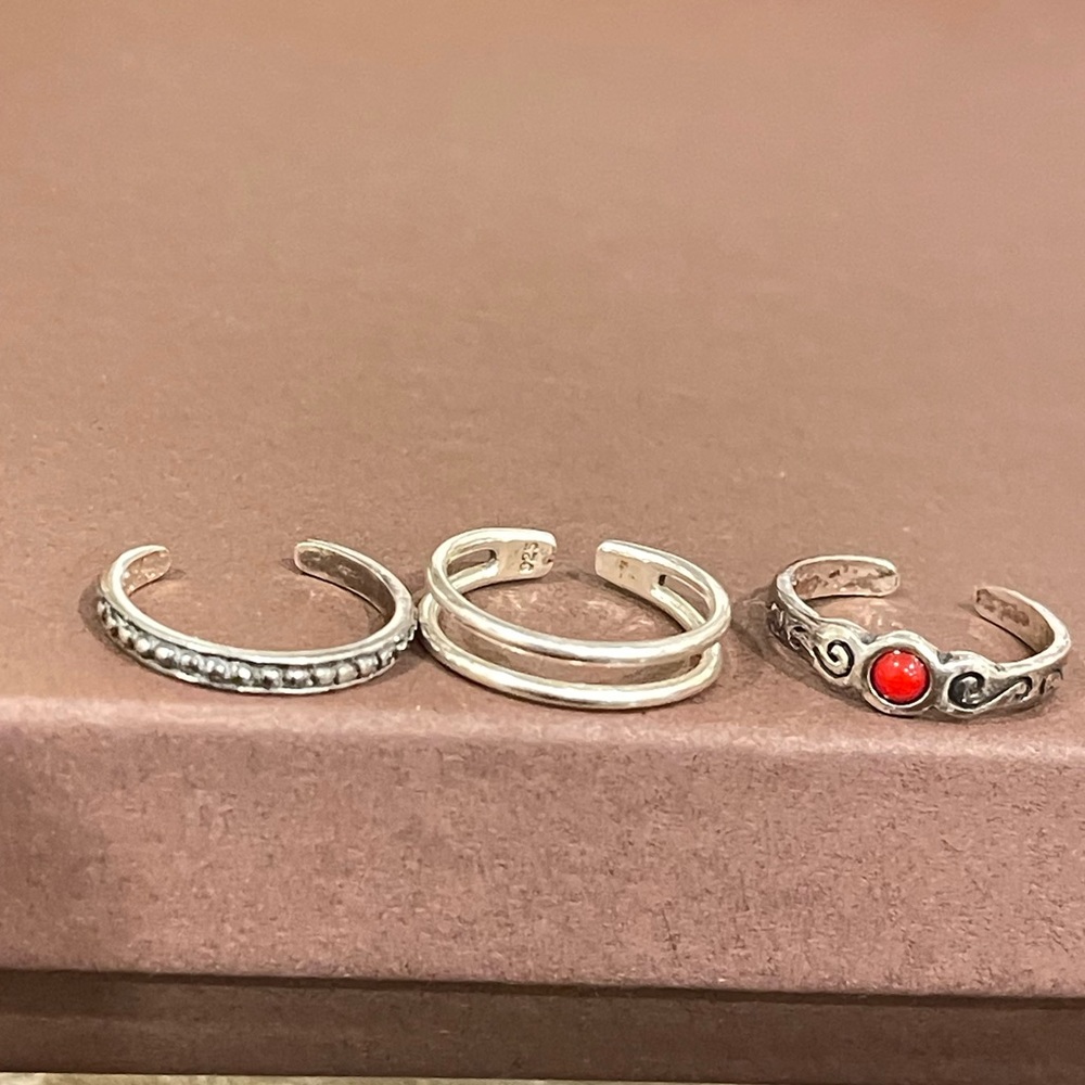 Silpada Set Of Three Sterling Silver Toe Rings - image 5